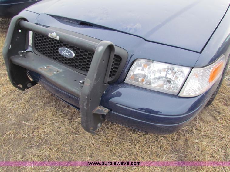 image for item AE9067 2008 Ford Crown Victoria Police Interceptor