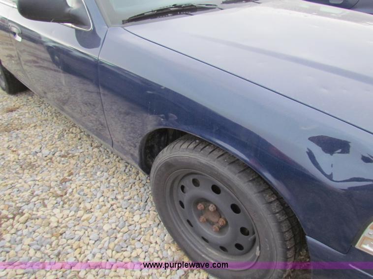 image for item AE9067 2008 Ford Crown Victoria Police Interceptor