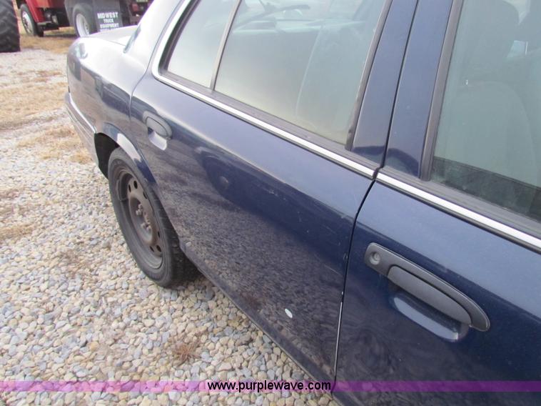 image for item AE9067 2008 Ford Crown Victoria Police Interceptor