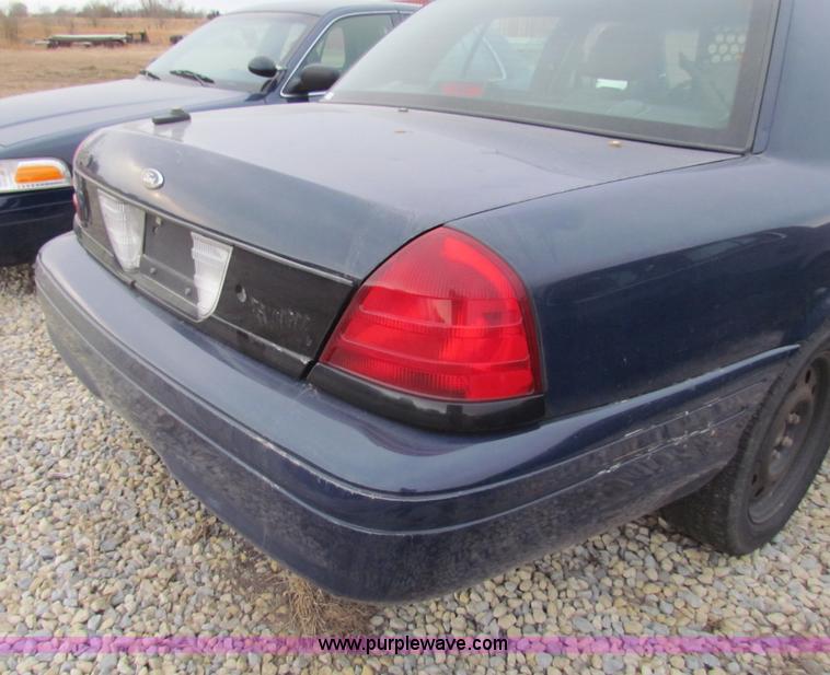 image for item AE9067 2008 Ford Crown Victoria Police Interceptor