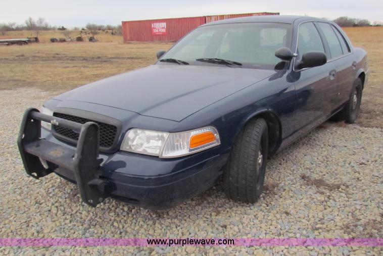 image for item AE9068 2008 Ford Crown Victoria Police Interceptor