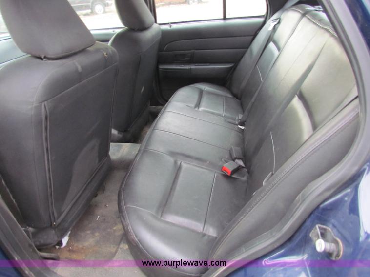 image for item AE9068 2008 Ford Crown Victoria Police Interceptor