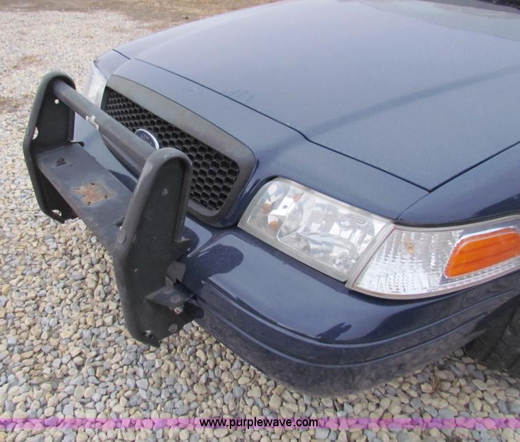 image for item AE9068 2008 Ford Crown Victoria Police Interceptor