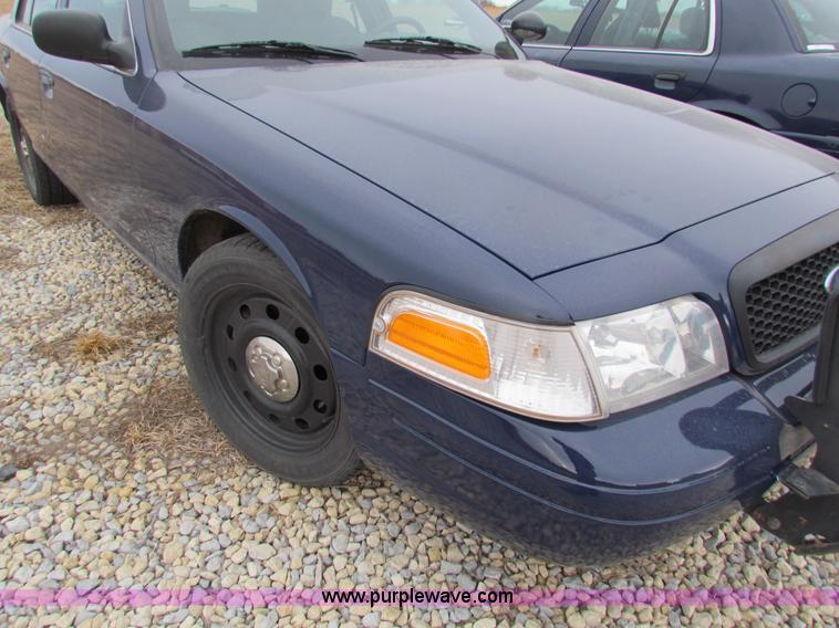 image for item AE9068 2008 Ford Crown Victoria Police Interceptor