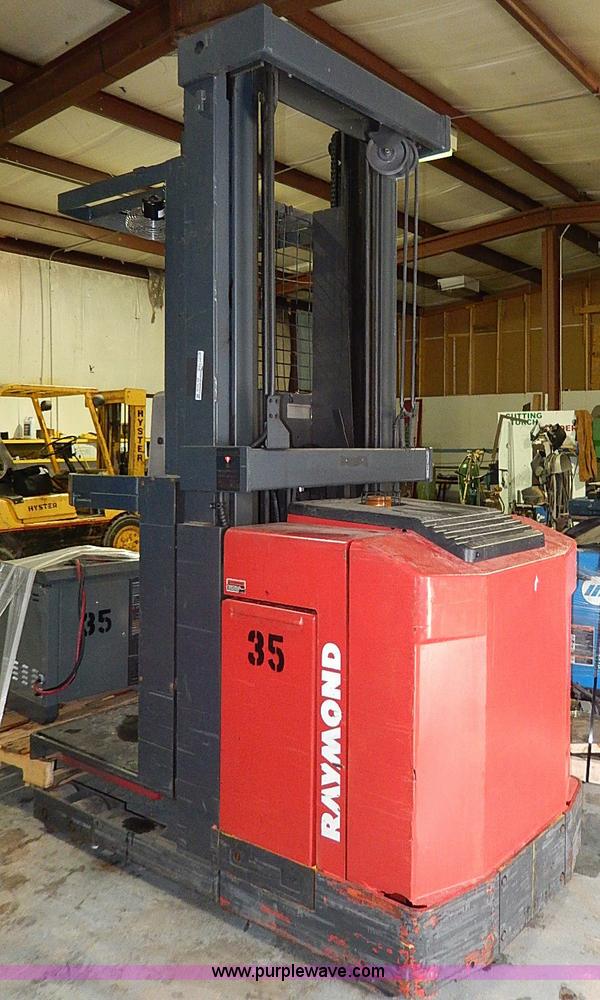 image for item AP9200 2003 Raymond EASi-0PC30TT electric warehouse picker forklift