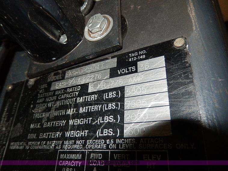 image for item AP9200 2003 Raymond EASi-0PC30TT electric warehouse picker forklift