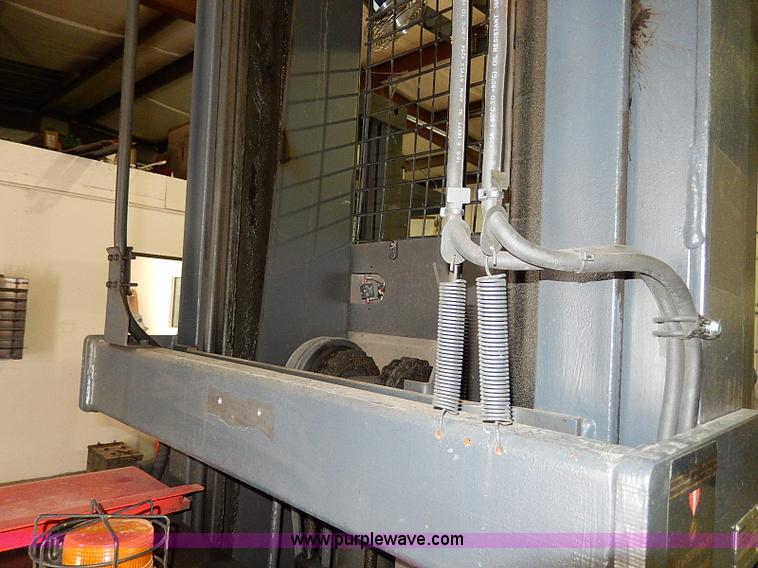 image for item AP9200 2003 Raymond EASi-0PC30TT electric warehouse picker forklift