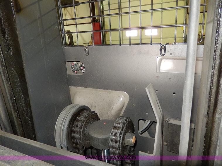 image for item AP9200 2003 Raymond EASi-0PC30TT electric warehouse picker forklift