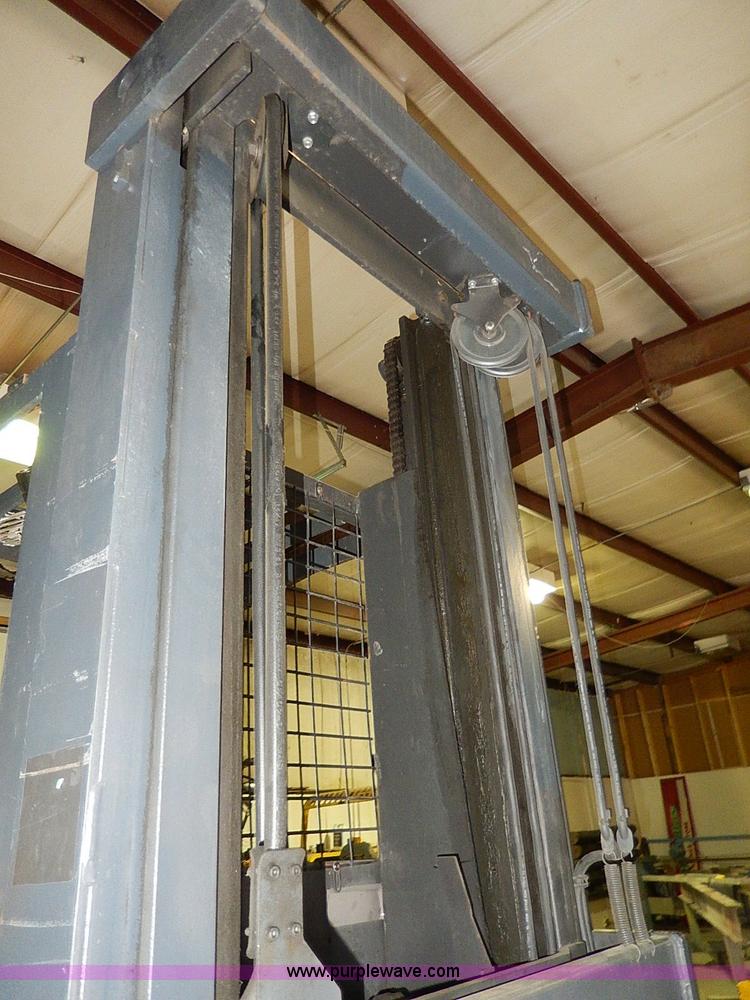 image for item AP9201 2003 Raymond SCR100-18-750T1 electric warehouse picker forklift