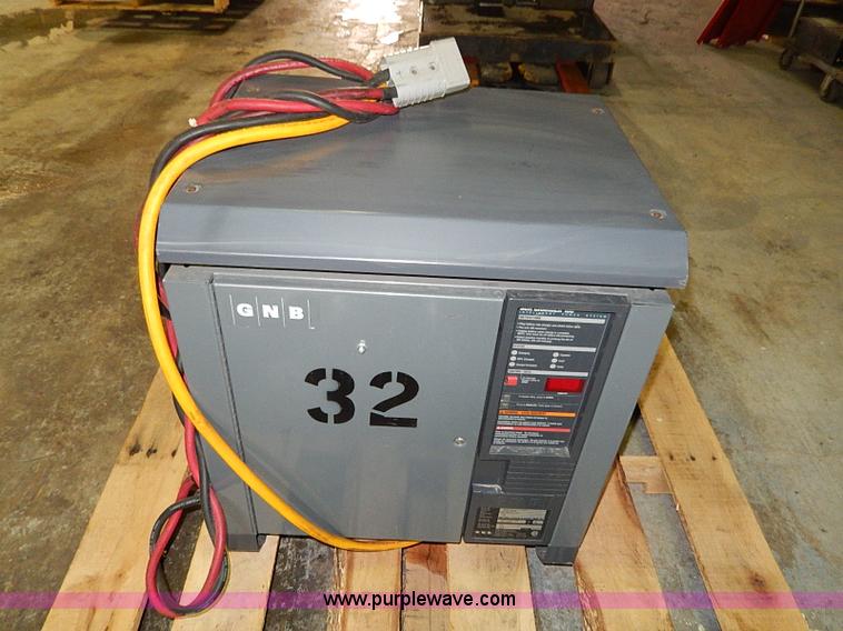 image for item AP9201 2003 Raymond SCR100-18-750T1 electric warehouse picker forklift