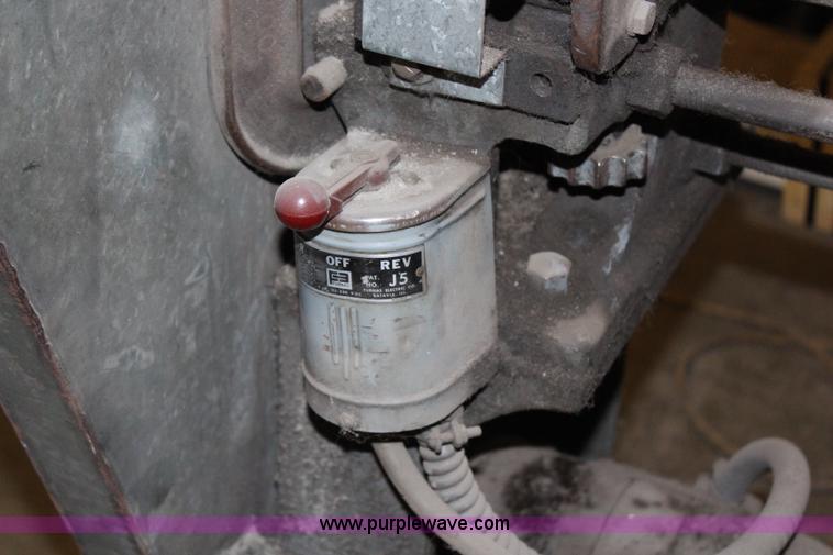 image for item AU9775 EW Bliss roll former