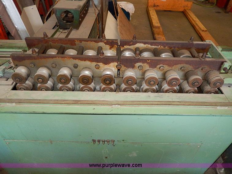 image for item AU9777 (2) forming machines