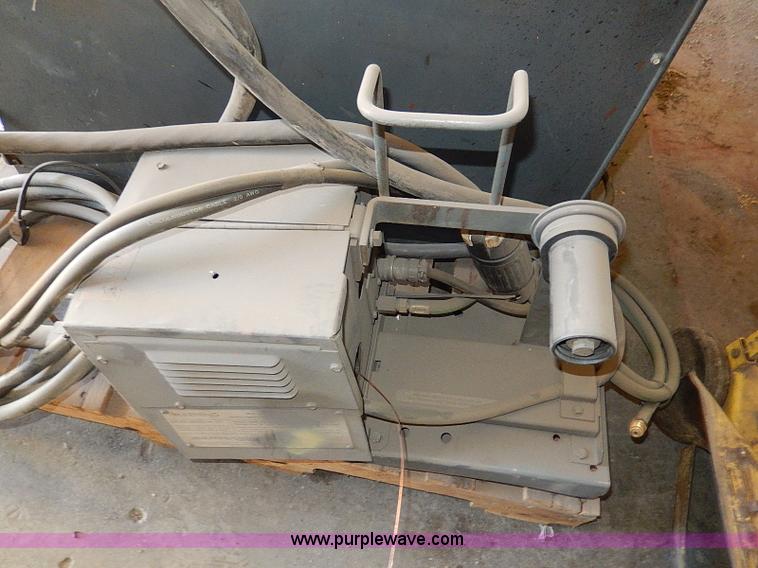 image for item AU9781 (2) welding machines