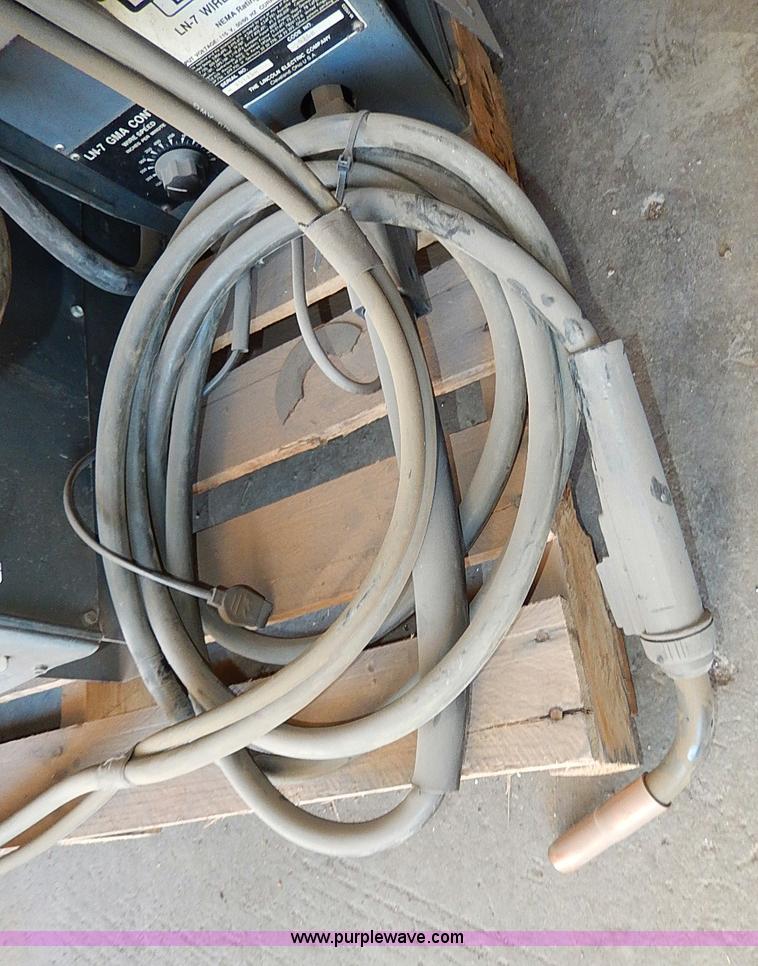 image for item AU9781 (2) welding machines