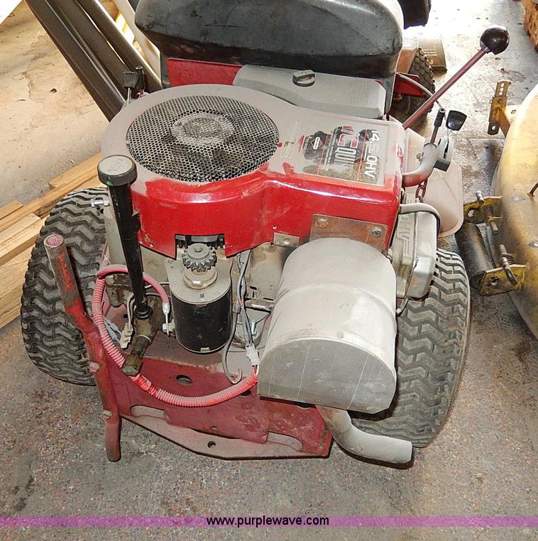 image for item AU9782 Snapper mower