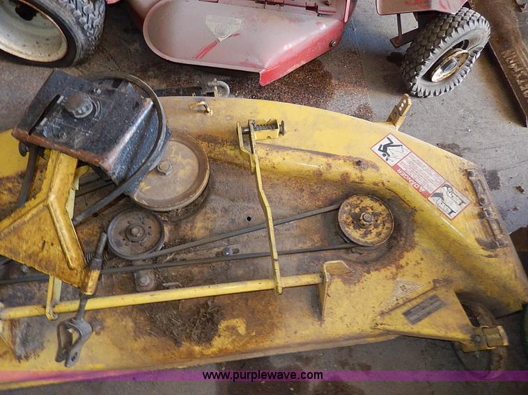 image for item AU9782 Snapper mower