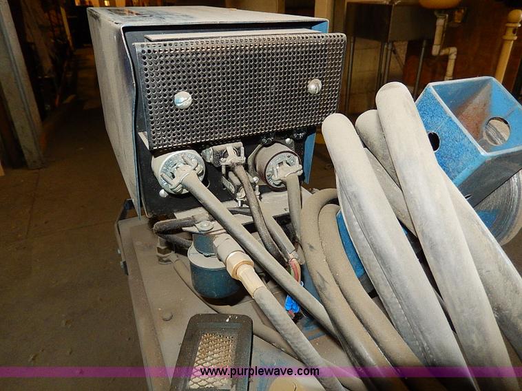 image for item AU9783 Miller CP200 welder