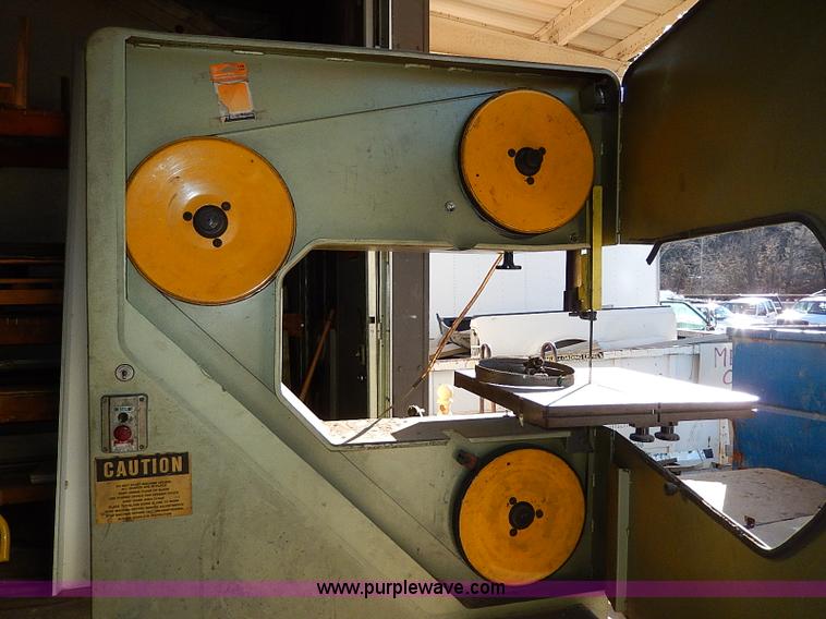 image for item AU9784 Kalamazou Startrite 30-T-10 industrial band saw