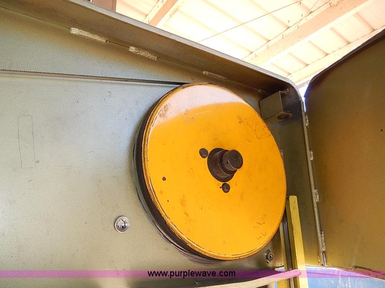 image for item AU9784 Kalamazou Startrite 30-T-10 industrial band saw