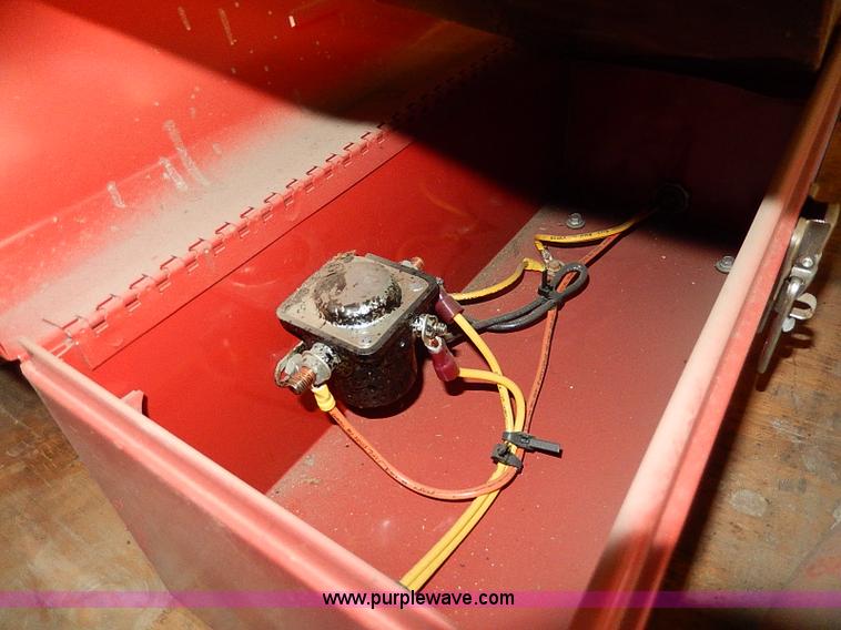 image for item AU9785 Capspray 1100 parking lot paint sprayer