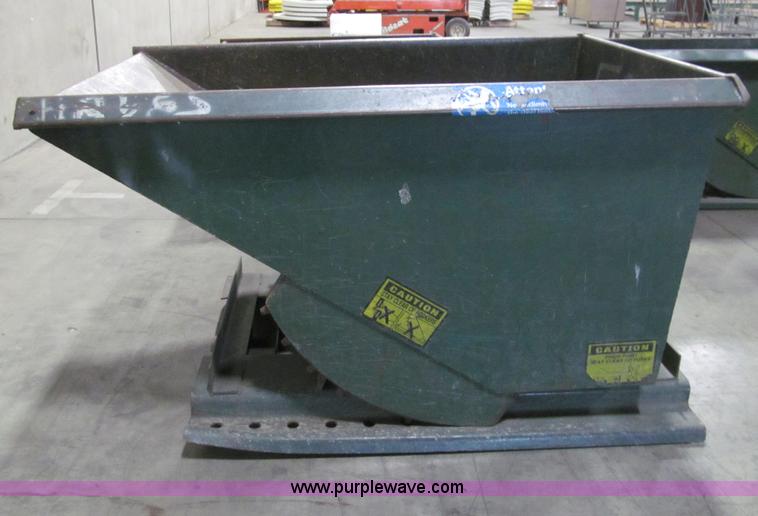 image for item AX9509 (2) Jesco 211331 dumpsters