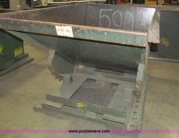 image for item AX9509 (2) Jesco 211331 dumpsters