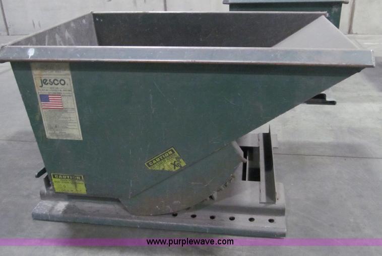 image for item AX9509 (2) Jesco 211331 dumpsters