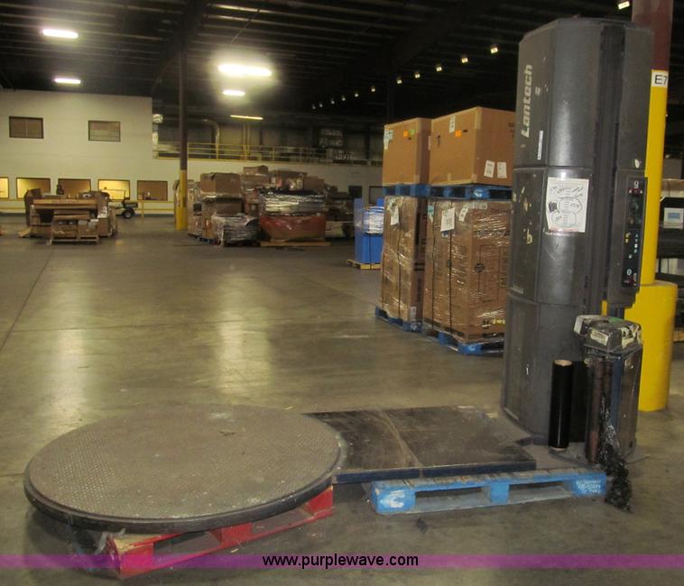 image for item AY9919 Lantech Industrial pallet shrink wrap machine