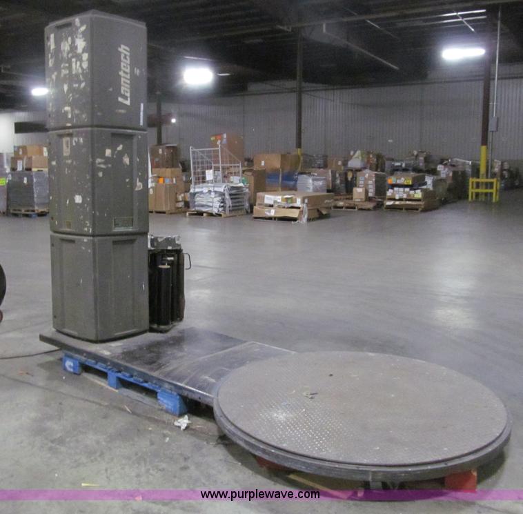image for item AY9919 Lantech Industrial pallet shrink wrap machine