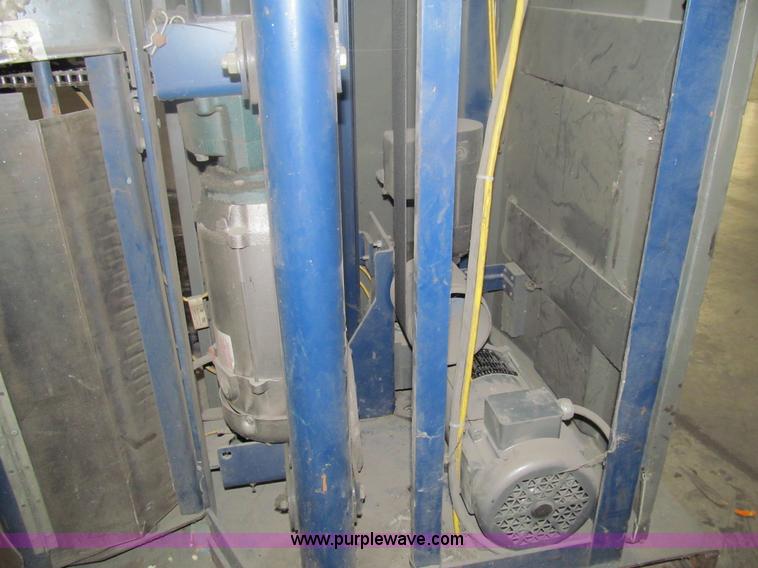 image for item AY9919 Lantech Industrial pallet shrink wrap machine