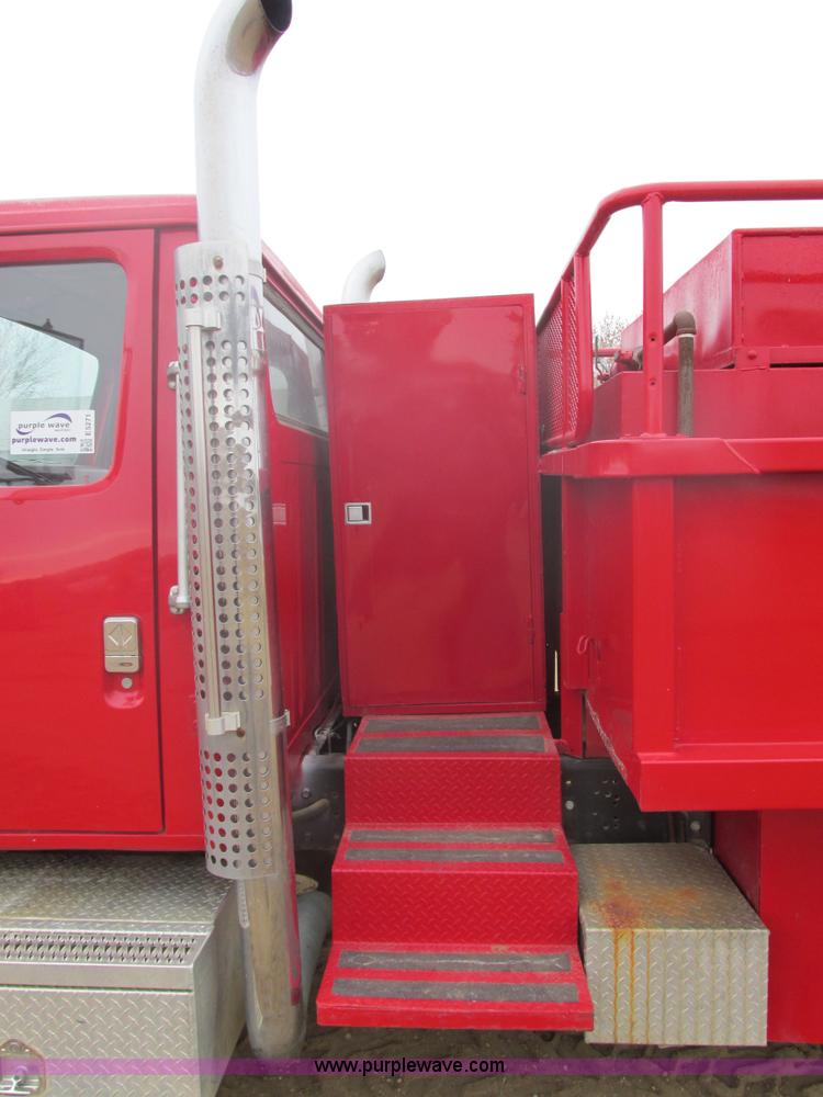 image for item E5271 1981 International 1854 firetruck