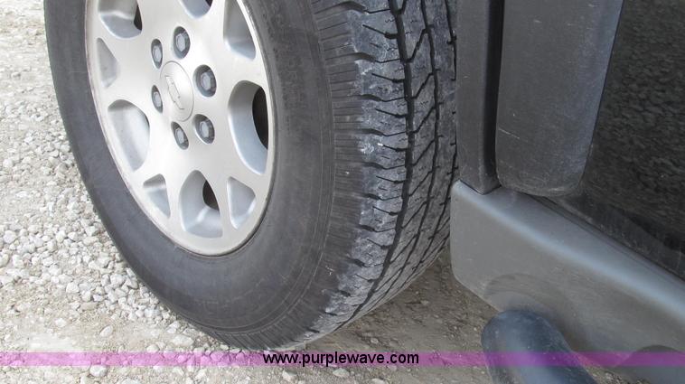 image for item G2244 2003 Chevrolet Tahoe Z71 SUV