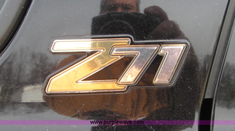 image for item G2244 2003 Chevrolet Tahoe Z71 SUV