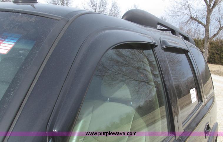 image for item G2244 2003 Chevrolet Tahoe Z71 SUV