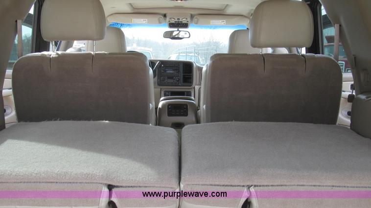 image for item G2244 2003 Chevrolet Tahoe Z71 SUV