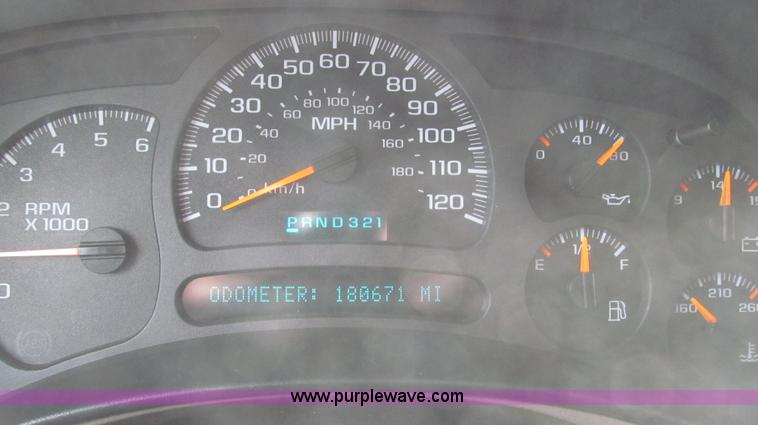 image for item G2244 2003 Chevrolet Tahoe Z71 SUV