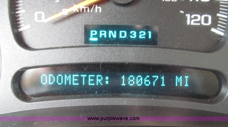 image for item G2244 2003 Chevrolet Tahoe Z71 SUV