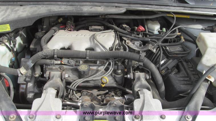 image for item G2247 2002 Chevrolet Venture LS van