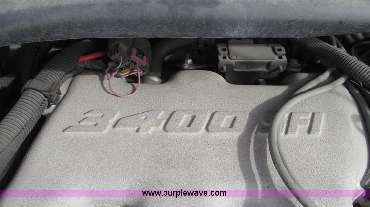 image for item G2247 2002 Chevrolet Venture LS van