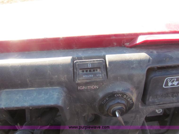 image for item G4458 2005 Kawasaki Mule 3010 utility vehicle