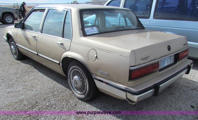 image for item G4476 1987 Buick LeSabre Custom