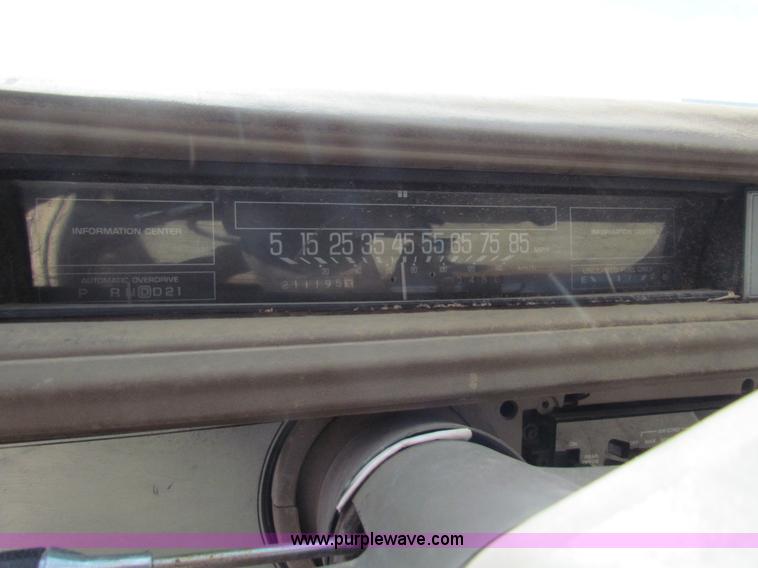 image for item G4476 1987 Buick LeSabre Custom