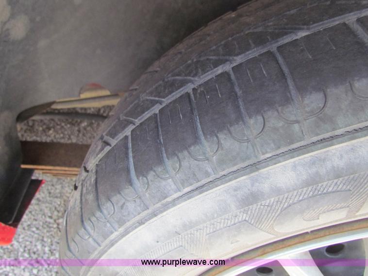 image for item G4477 1994 Dodge Caravan van