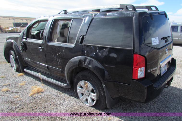 image for item G4481 2005 Nissan Pathfinder SUV