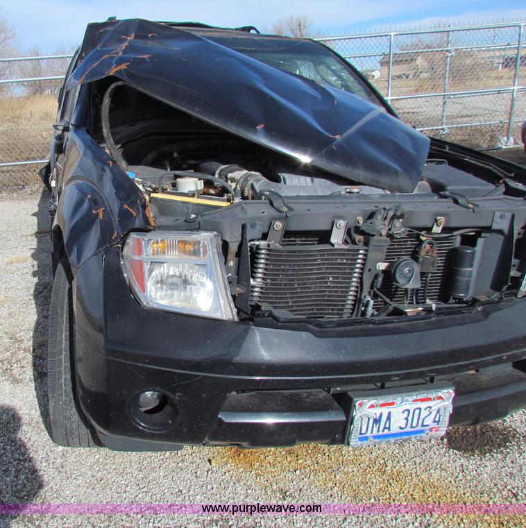 image for item G4481 2005 Nissan Pathfinder SUV