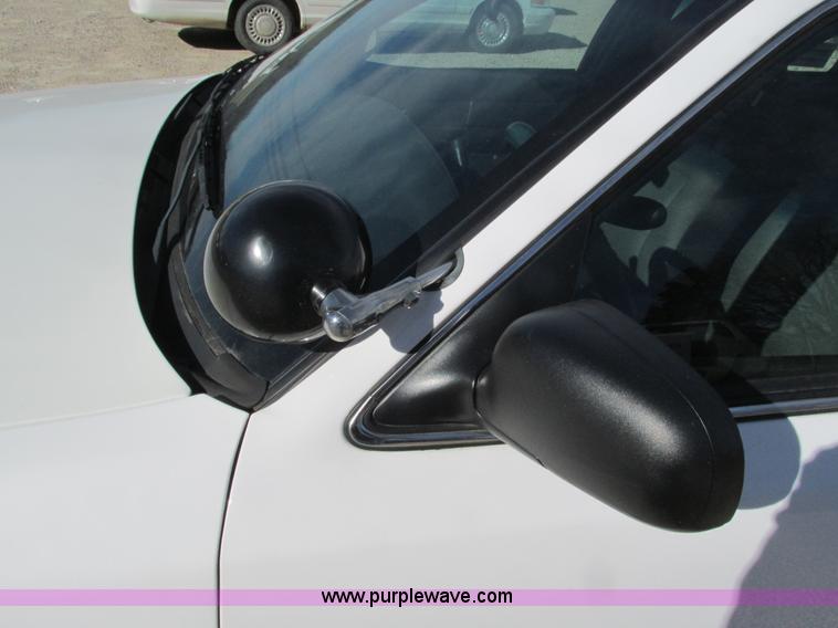 image for item G9368 2006 Ford Crown Victoria Police Interceptor