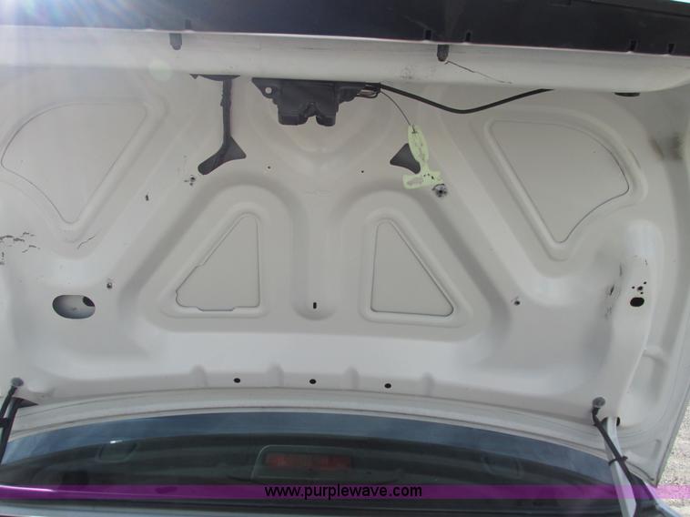 image for item G9368 2006 Ford Crown Victoria Police Interceptor