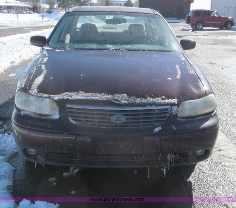 image for item G9536 1998 Chevrolet Malibu LS