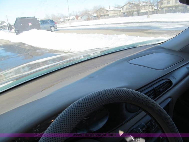 image for item G9536 1998 Chevrolet Malibu LS