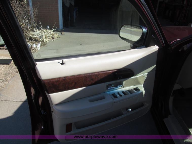 image for item G9579 2010 Mercury Grand Marquis LS Ultimate Edition